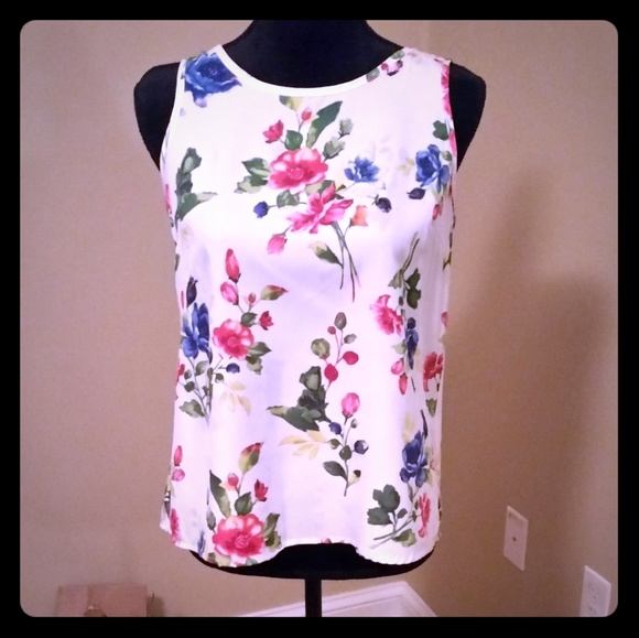 Floral Tank Top - Picture 1 of 2